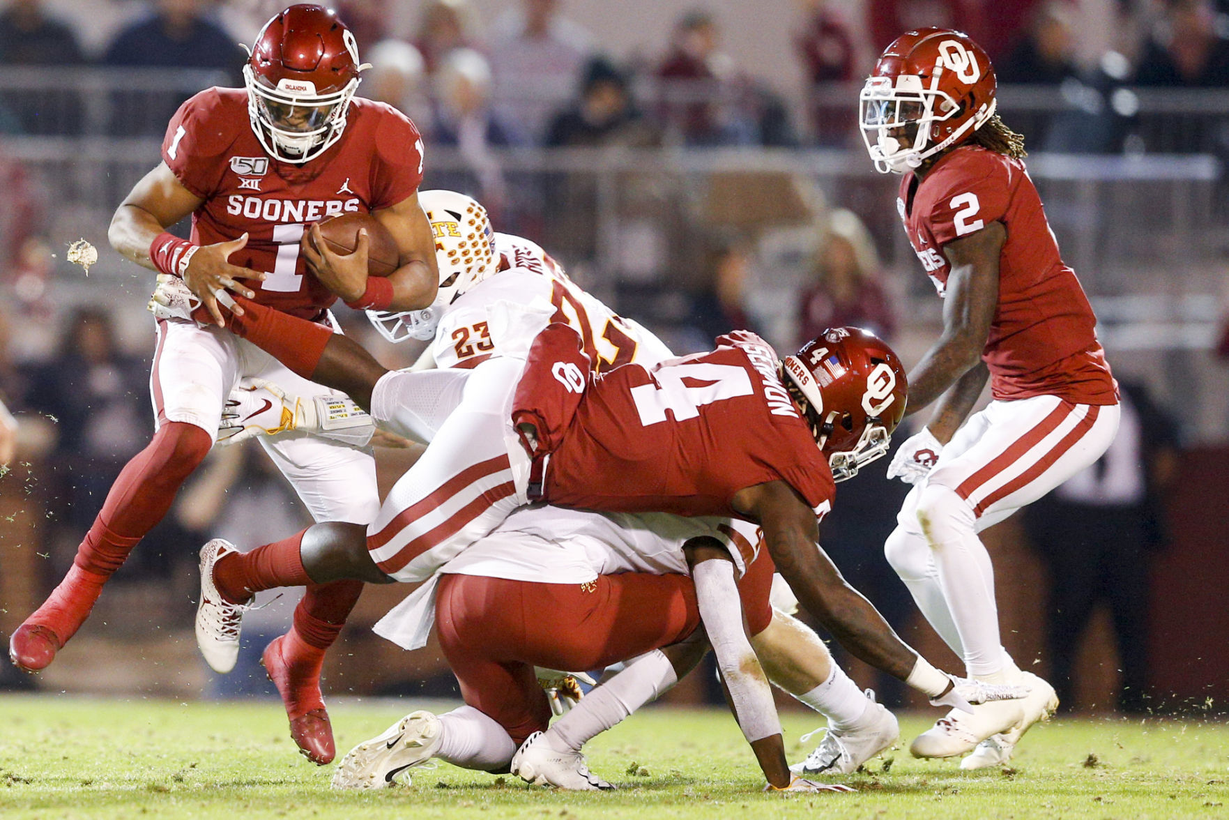Iowa State at Oklahoma notebook: Mann, Sermon exit with injuries